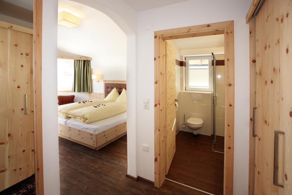 Appartements Alpenkristall Zell am Ziller Pokoj fotografie